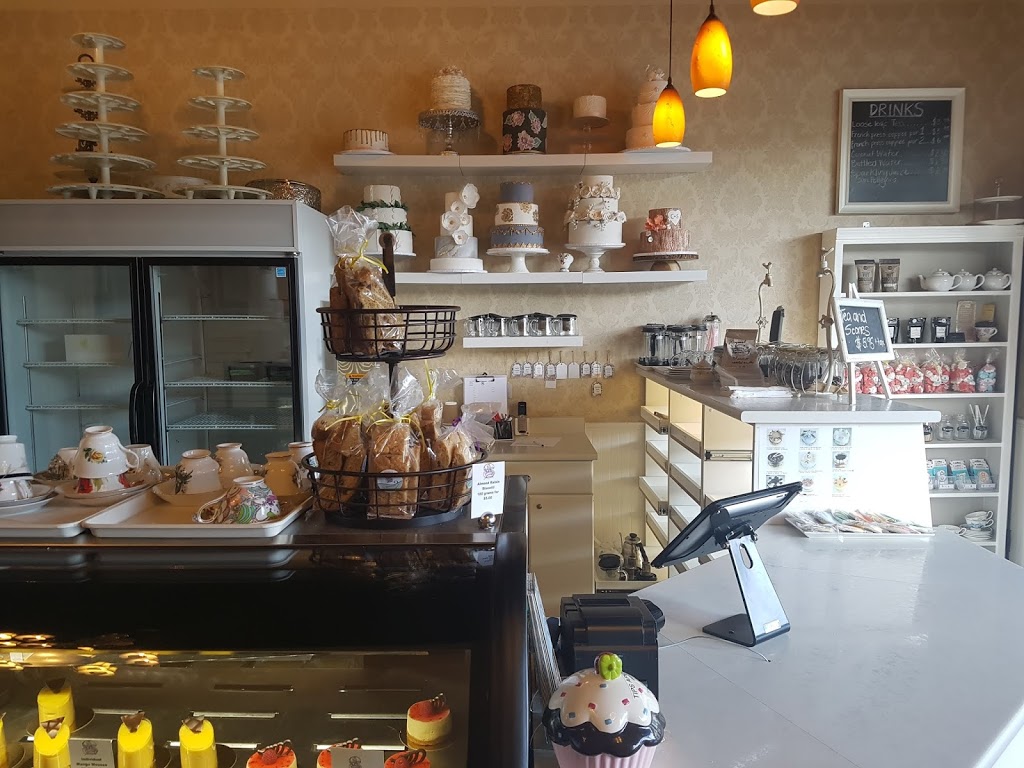 Cakes n Sweets | 2773 Barnet Hwy, Coquitlam, BC V3B 1C2, Canada | Phone: (604) 475-7765