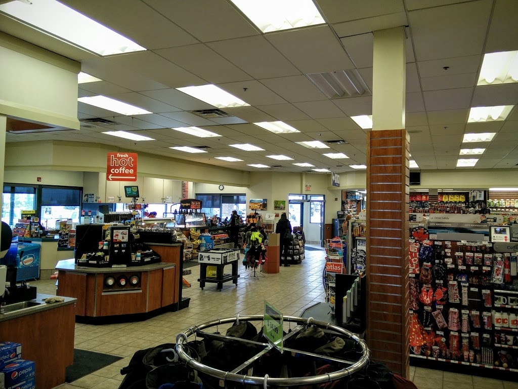 Flying J Travel Center | 11511 40 St SE, Calgary, AB T2Z 4M8, Canada | Phone: (403) 720-0904