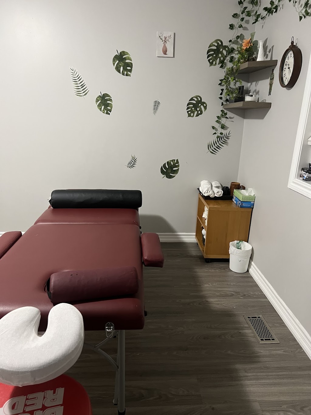 RMT BINI Registered Massage Therapy | 159 Quail Run Dr, Oshawa, ON L1K 0E1, Canada | Phone: (416) 669-1766