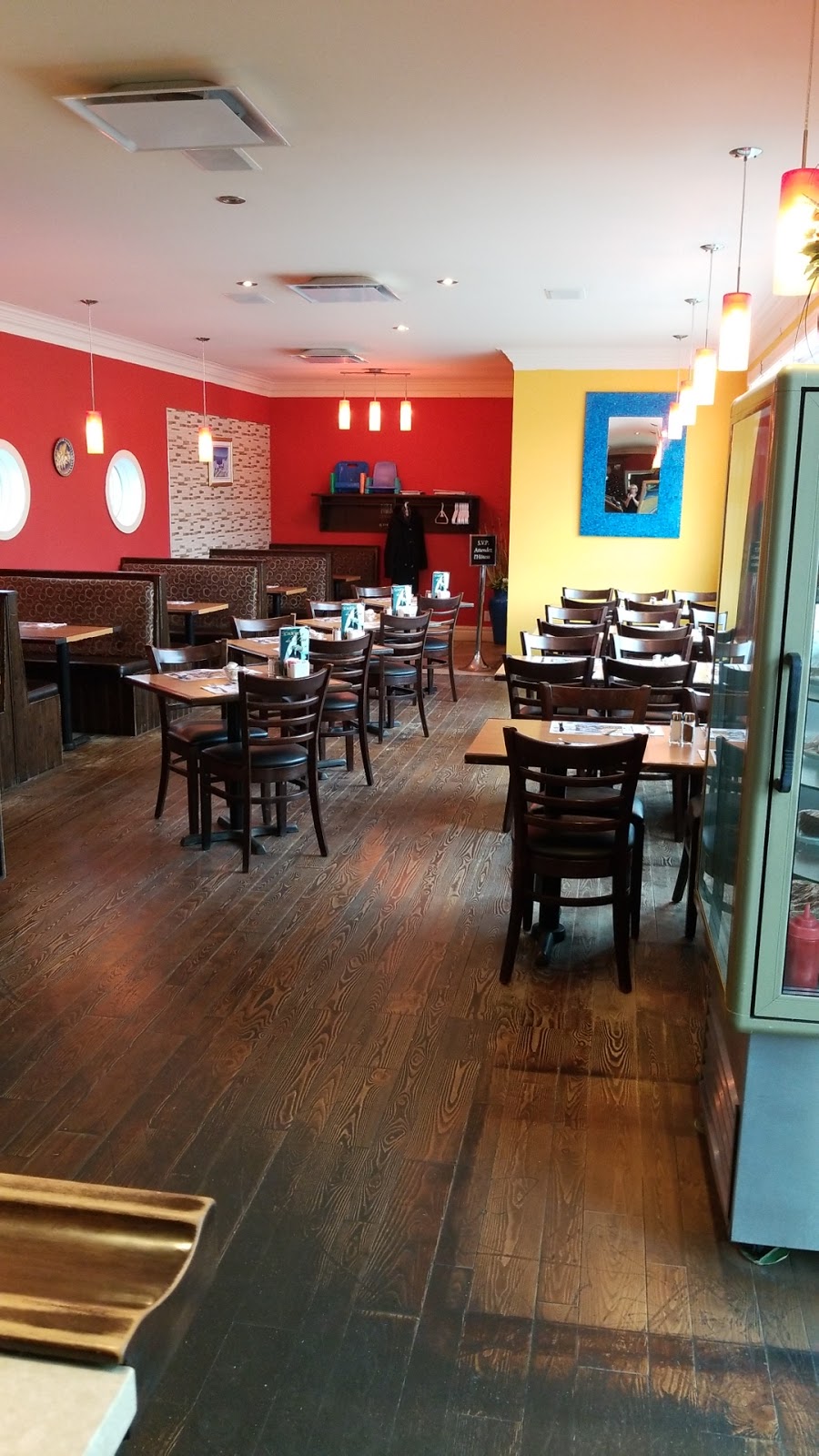Pizzaville Disraeli | 585 Avenue Champlain, Disraeli, QC G0N 1E0, Canada | Phone: (418) 449-3496