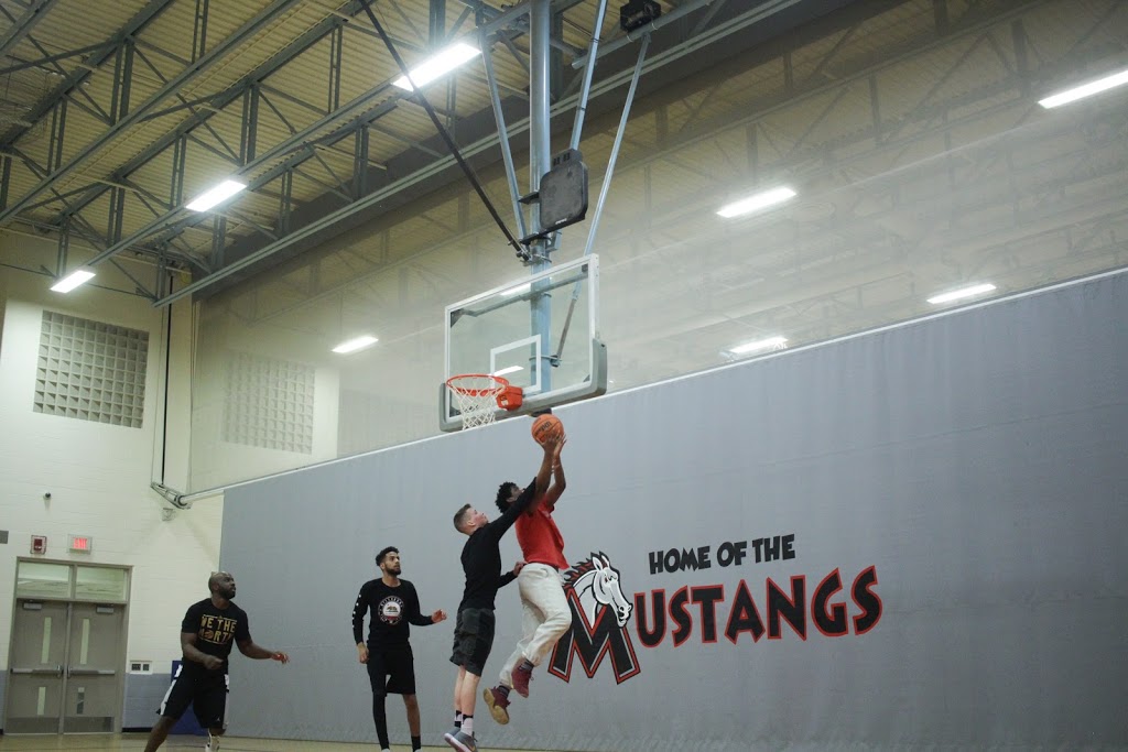 Maxwell Heights Secondary School | 1100 Coldstream Dr, Oshawa, ON L1K 0N1, Canada | Phone: (905) 440-4472
