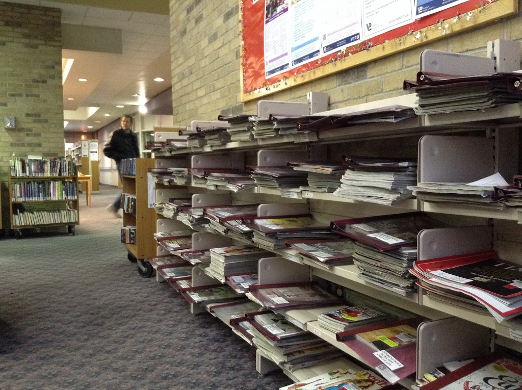 Maple Library | 10190 Keele St, Maple, ON L6A 1G3, Canada | Phone: (905) 653-7323