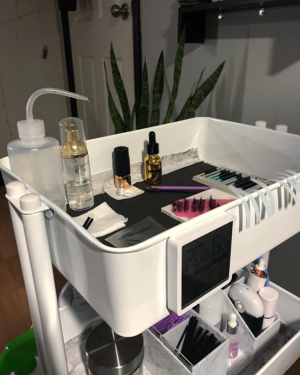 Lunar Aesthetics | 304 Pasadena Dr, Keswick, ON L4P 2Y9, Canada | Phone: (905) 806-2898
