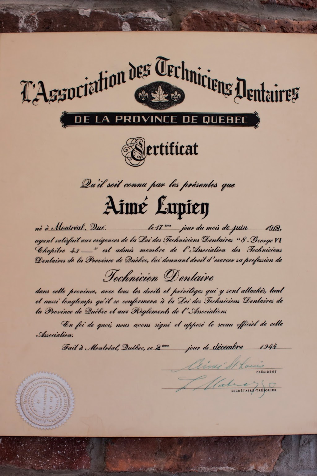Lupien denturologistes | 1075 Rue Saint-Denis, Montréal, QC H2X 3J3, Canada | Phone: (514) 845-6543
