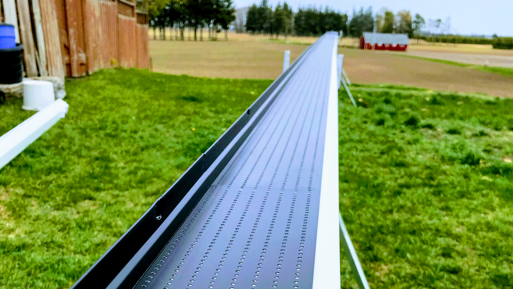 Easy Eaves | 6773 Springfield Rd, Aylmer, ON N5H 2R5, Canada | Phone: (519) 636-7081