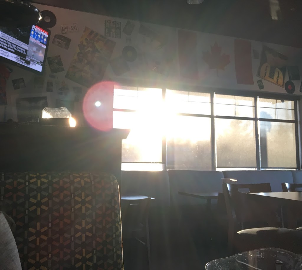 The Plaid Jacket | 253 The Queensway S, Georgina, ON L4P 2B2, Canada | Phone: (905) 476-8827