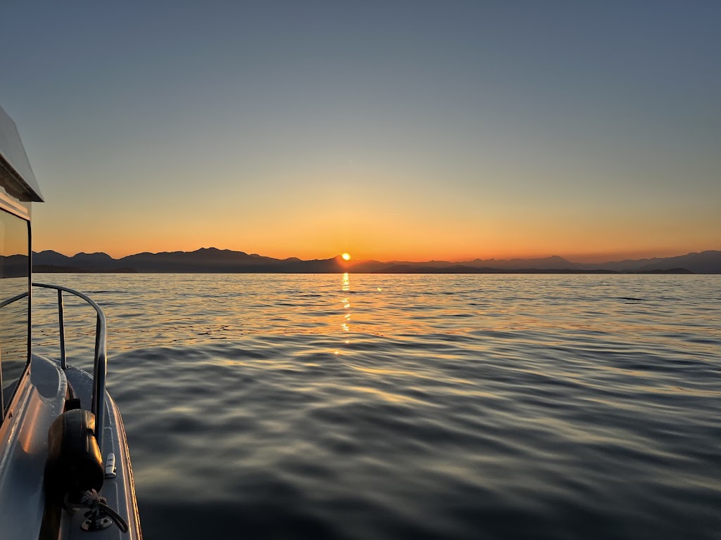 Bamfield Lodge | 275 Boardwalk, Bamfield, BC V0R 1B0, Canada | Phone: (250) 893-9870