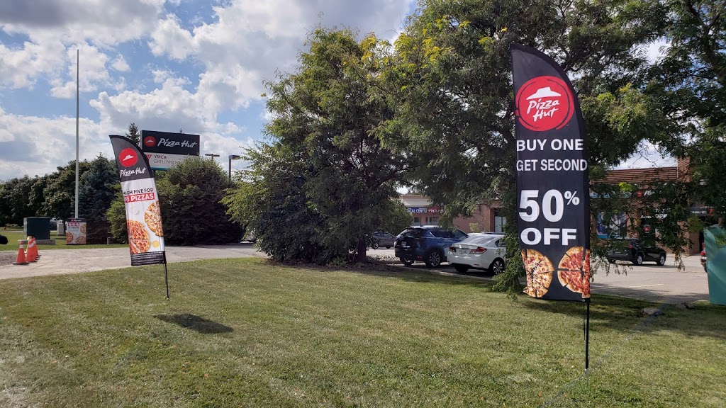 Pizza Hut | 427 Dundas St E Unit 3, Waterdown, ON L8B 0K4, Canada | Phone: (289) 895-7477