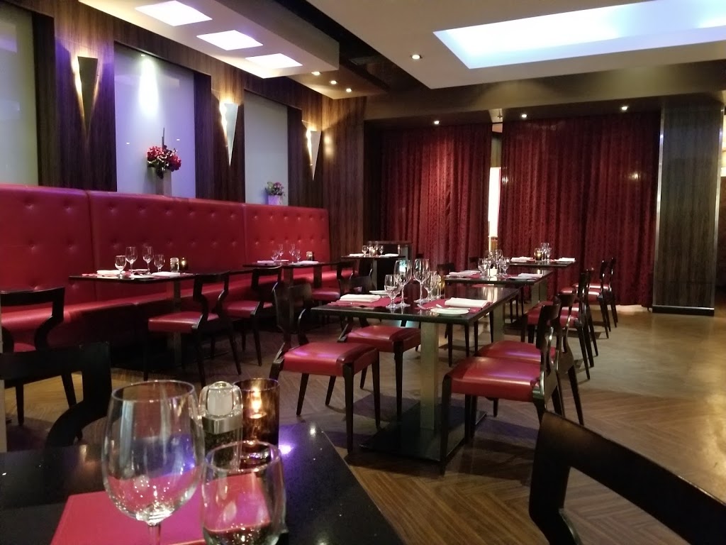 L1 Lounge | 8882 170 St NW, Edmonton, AB T5T 4J2, Canada | Phone: (780) 444-3000