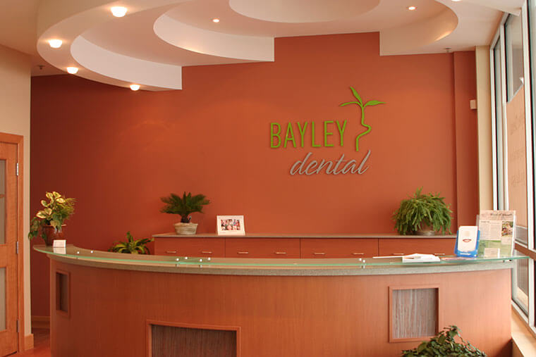 Bayley Dental | dentist | 570 University Ave E Suite 6, Waterloo, ON N2K 4P2, Canada | 5198950582 OR +1 519-895-0582