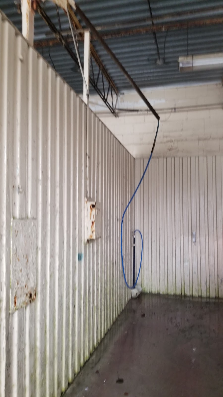 Self Car Wash | 32 Wiles Ct, Aurora, ON L4G 3N5, Canada