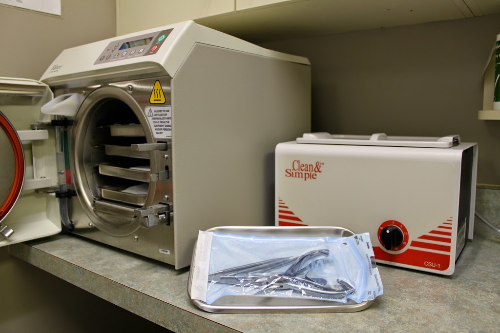 Foot Medical Centre | 126 Wellington St W unit 203, Aurora, ON L4G 2N9, Canada | Phone: (905) 503-3668