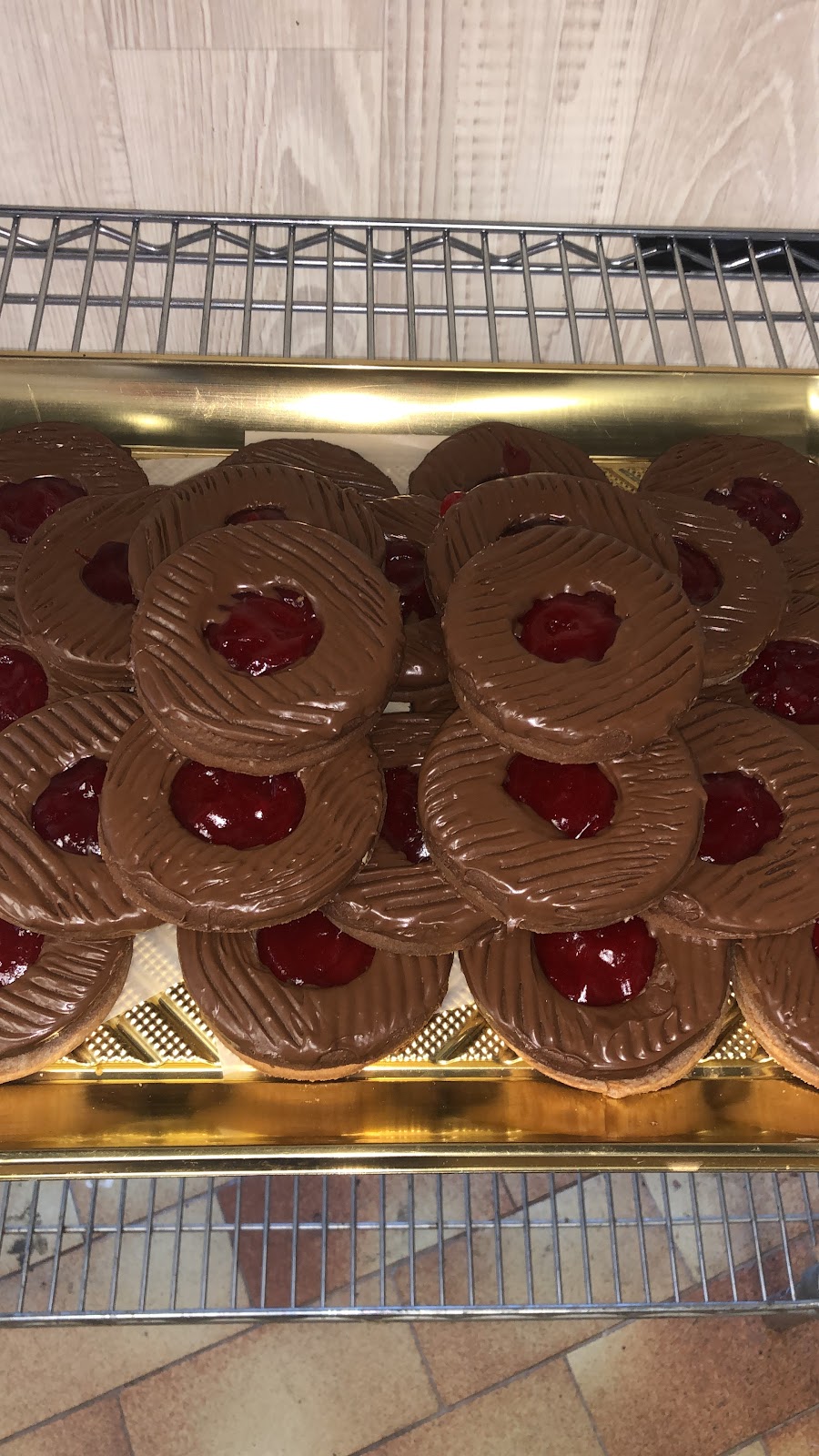 AYDA Patisserie | 10449 Boul Gouin O, Roxboro, QC H8Y 1W9, Canada | Phone: (514) 449-1702