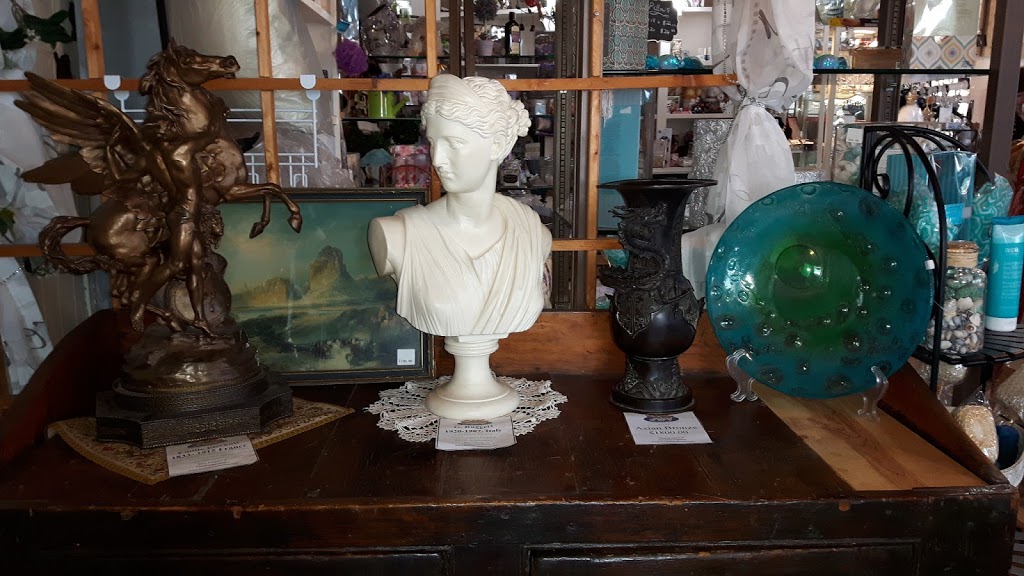 Haldimand House Marketplace | 22 Argyle St S, Caledonia, ON N3W 1E5, Canada | Phone: (905) 765-8881