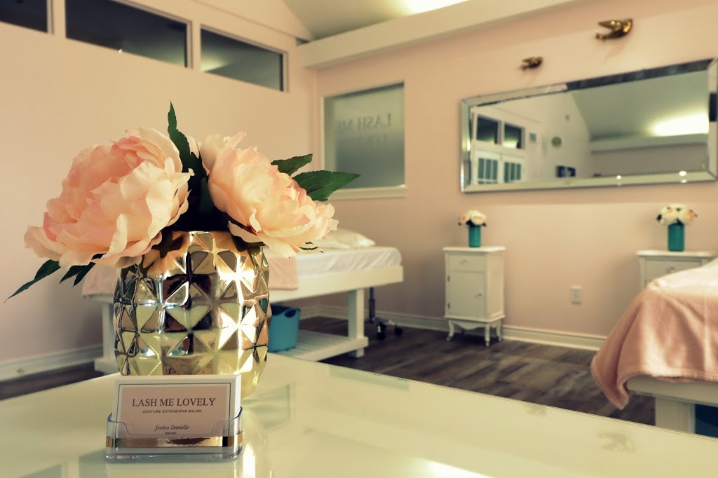 Lash Me Lovely | 2465 Walkers Line, Burlington, ON L7M 4K4, Canada | Phone: (289) 684-6467