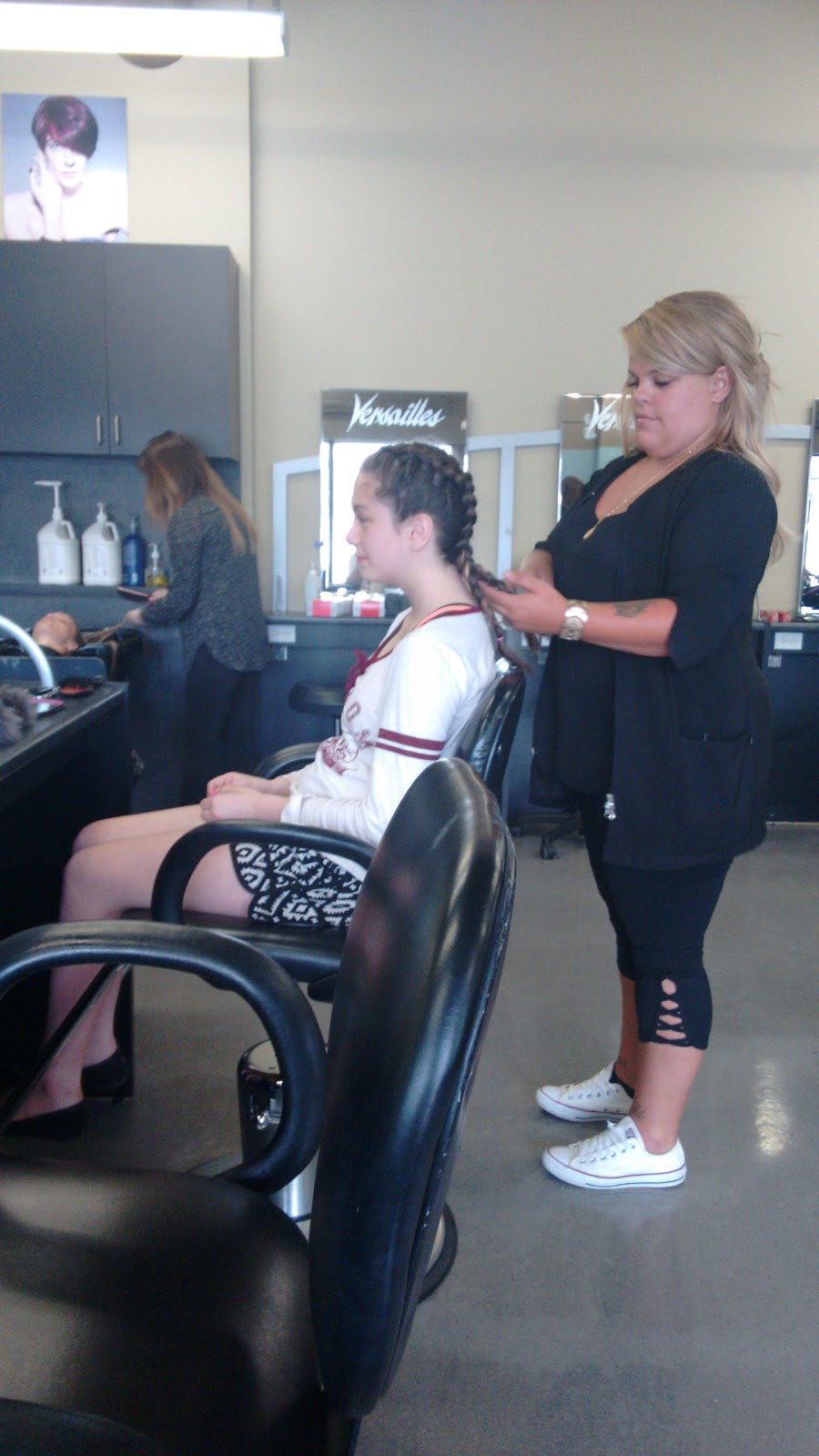 Versailles Academy Of Make-Up Arts-Esthetics-Hair | 1930 Bank St, Ottawa, ON K1V 7Z8, Canada | Phone: (613) 521-4155