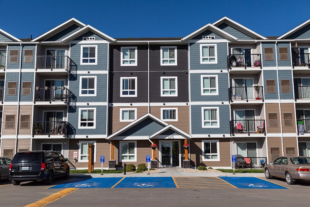 Aurora Heights - Broadstreet Properties Ltd. | 115 N Point Blvd, Winnipeg, MB R2V 5B5, Canada | Phone: (866) 736-8515