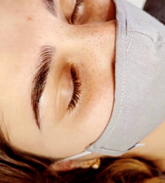The Lash Barn | 516 Myers Rd, Cambridge, ON N1R 5S2, Canada | Phone: (905) 741-5526
