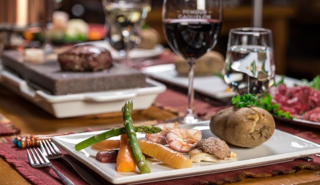 Resto-Bar Fondue Caquelon | 781 Bd Laurier, McMasterville, QC J3G 0K5, Canada | Phone: (450) 467-2525