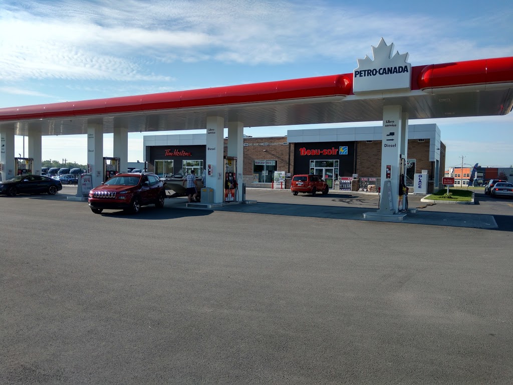 Petro-Canada | 170 Boulevard Industriel, Napierville, QC J0J 1L0, Canada | Phone: (450) 245-0045