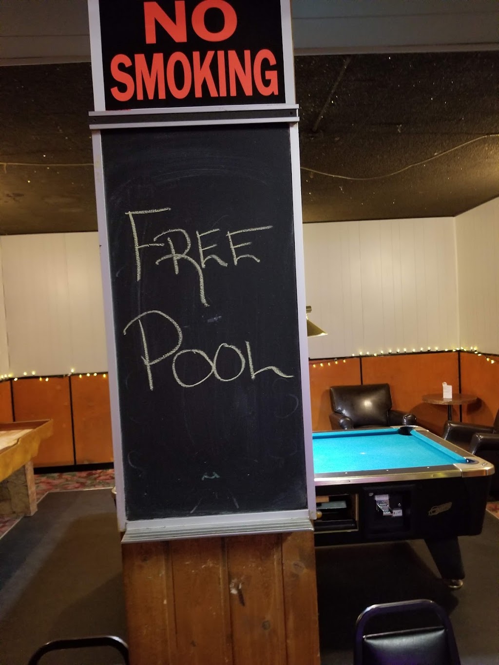 Grand Union Tavern | 7719 17 Ave #7719, Coleman, AB T0K 0M0, Canada | Phone: (403) 563-5227