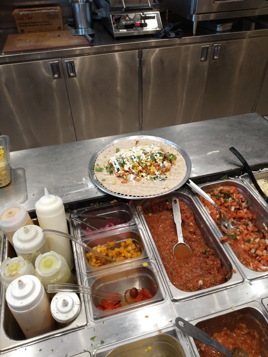 Mucho Burrito Fresh Mexican Grill | 1107 Lambton Mall Rd, Sarnia, ON N7S 0E5, Canada | Phone: (519) 541-1111