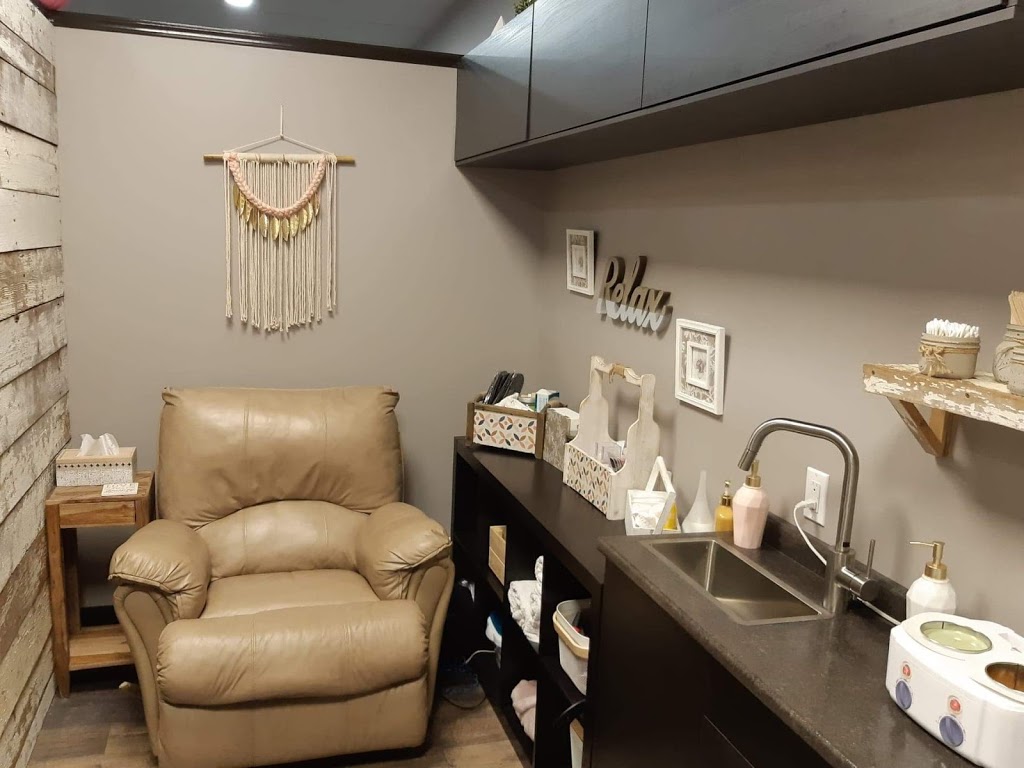 Pink Ice Salon | 5858 111 St NW, Edmonton, AB T6H 3G1, Canada | Phone: (780) 438-5568