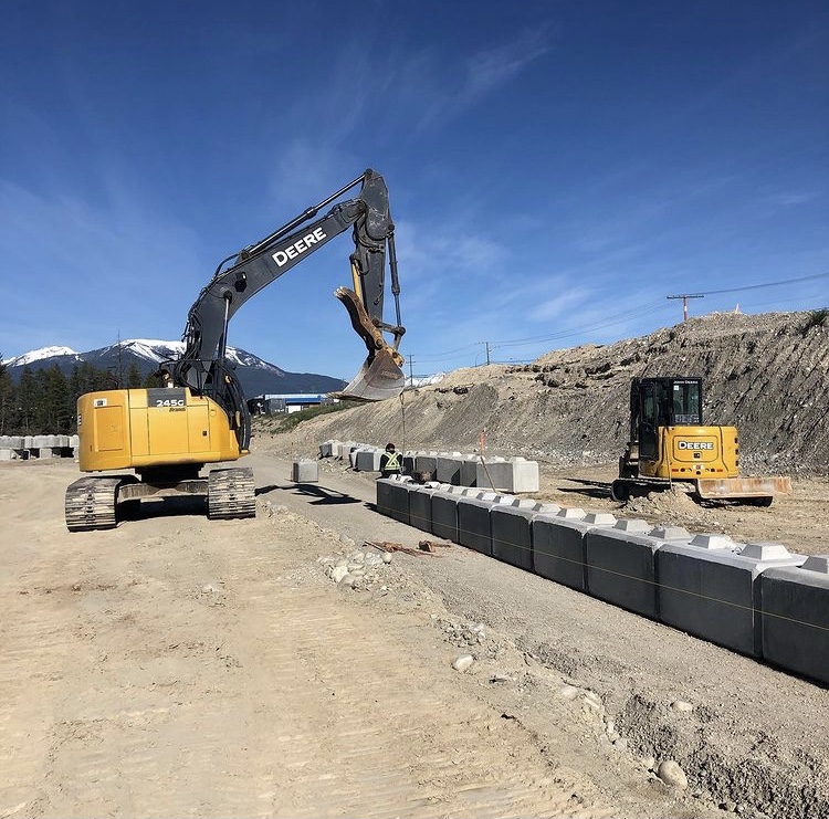 CS McLean contracting | 492 Lakeview Dr., Invermere, BC V0A 1K3, Canada | Phone: (250) 341-1669