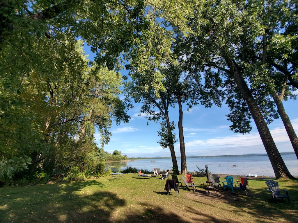 Escale 471 | 471 Av. Missisquoi, Venise-en-Québec, QC J0J 2K0, Canada | Phone: (438) 883-4664