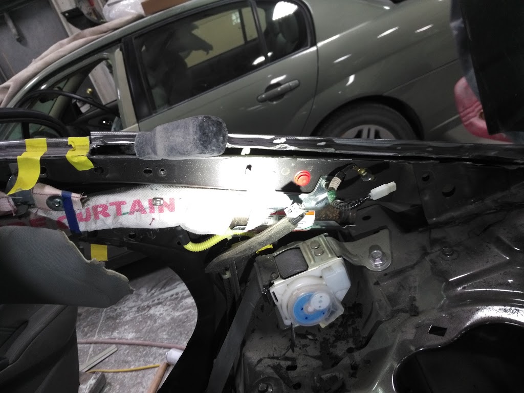 Vernaus Auto Body LTD. | 160 Higgins Ave, Winnipeg, MB R3B 0B8, Canada | Phone: (204) 982-4540