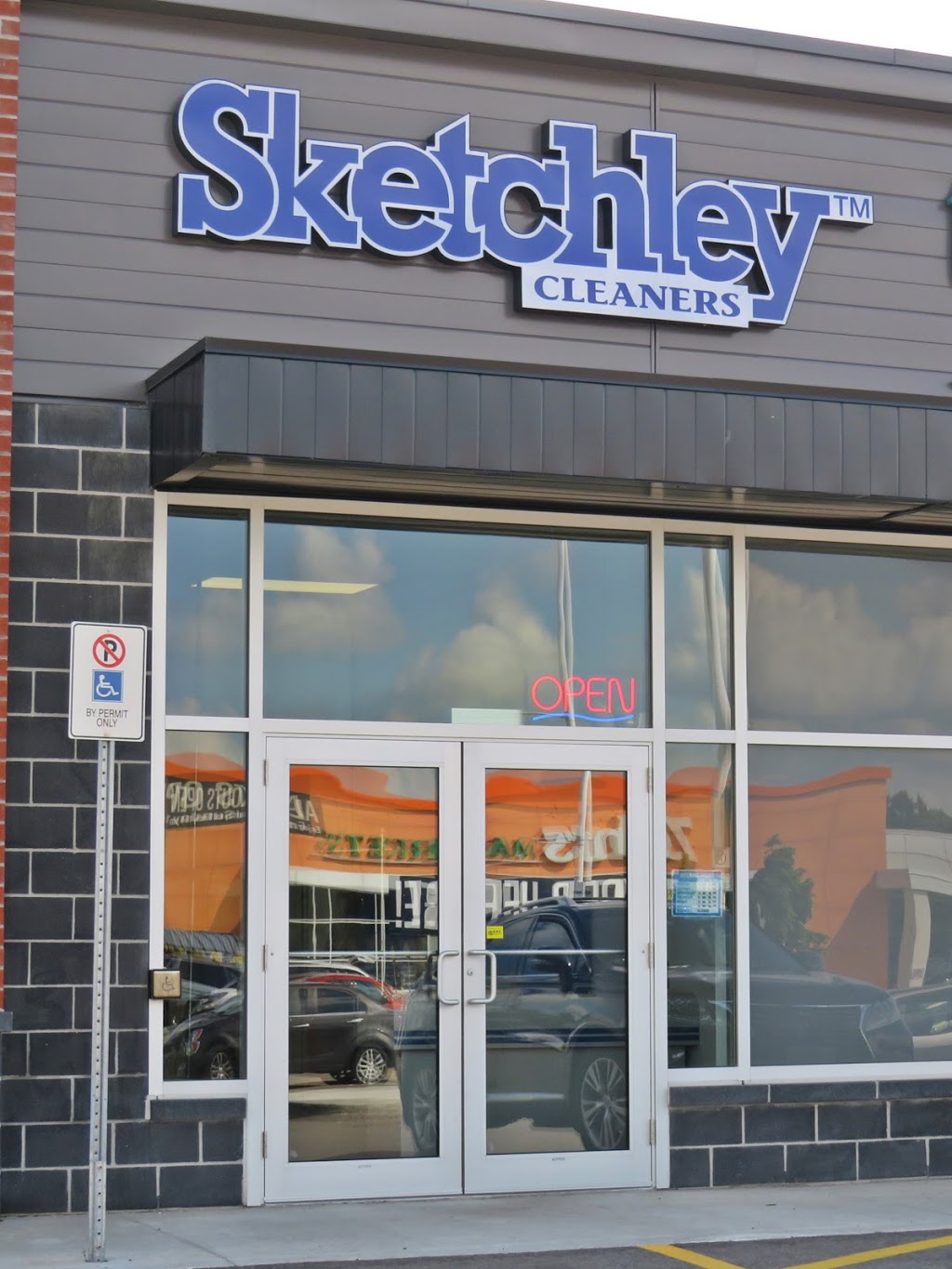 Beechwood Centre | 450 Erb St W, Waterloo, ON N2T 1H4, Canada
