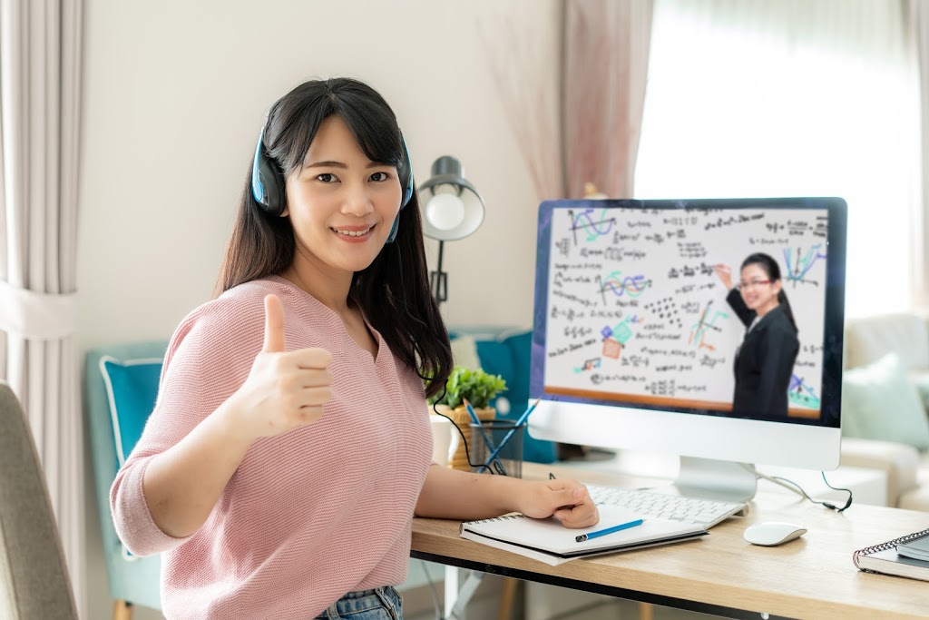Miss Dori Tutoring | 550 Queens Quay W, Toronto, ON M5V 3M8, Canada | Phone: (416) 716-1044