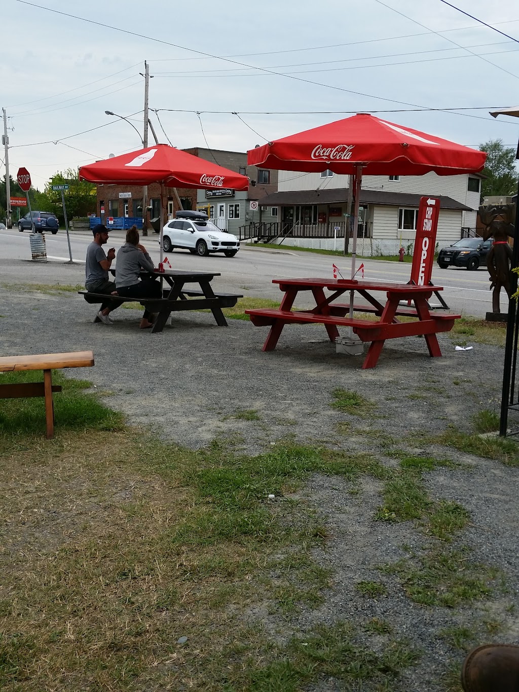 Theodores Chip Stand | 6719 ON-11, Temagami, ON P0H 2H0, Canada | Phone: (705) 648-1558