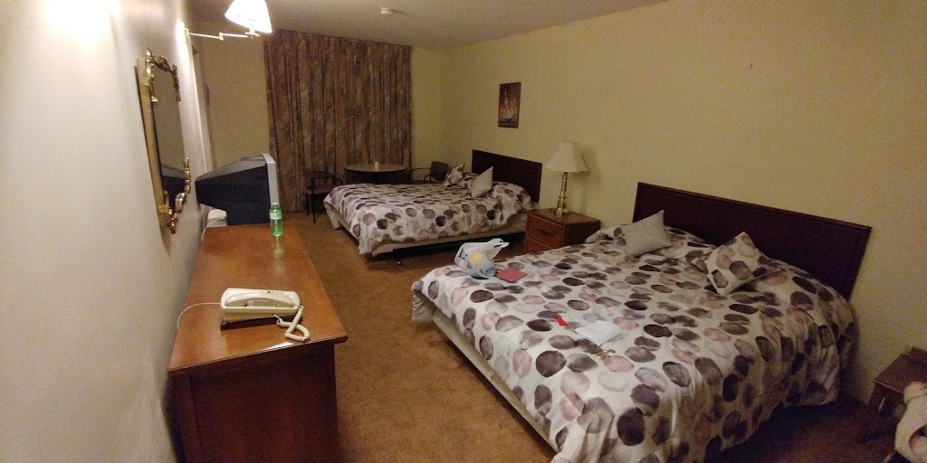 Olympia Motel | 5099 Centre St, Niagara Falls, ON L2G 3P1, Canada | Phone: (905) 356-2614