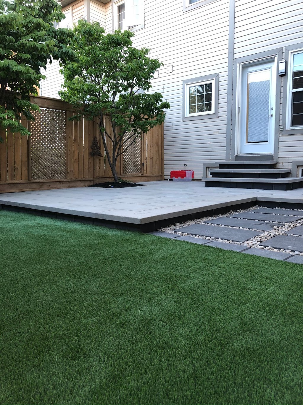 Northern Oak Landscapes | 455 Hazelhurst Rd, Mississauga, ON L5J 2Z7, Canada | Phone: (905) 510-5467