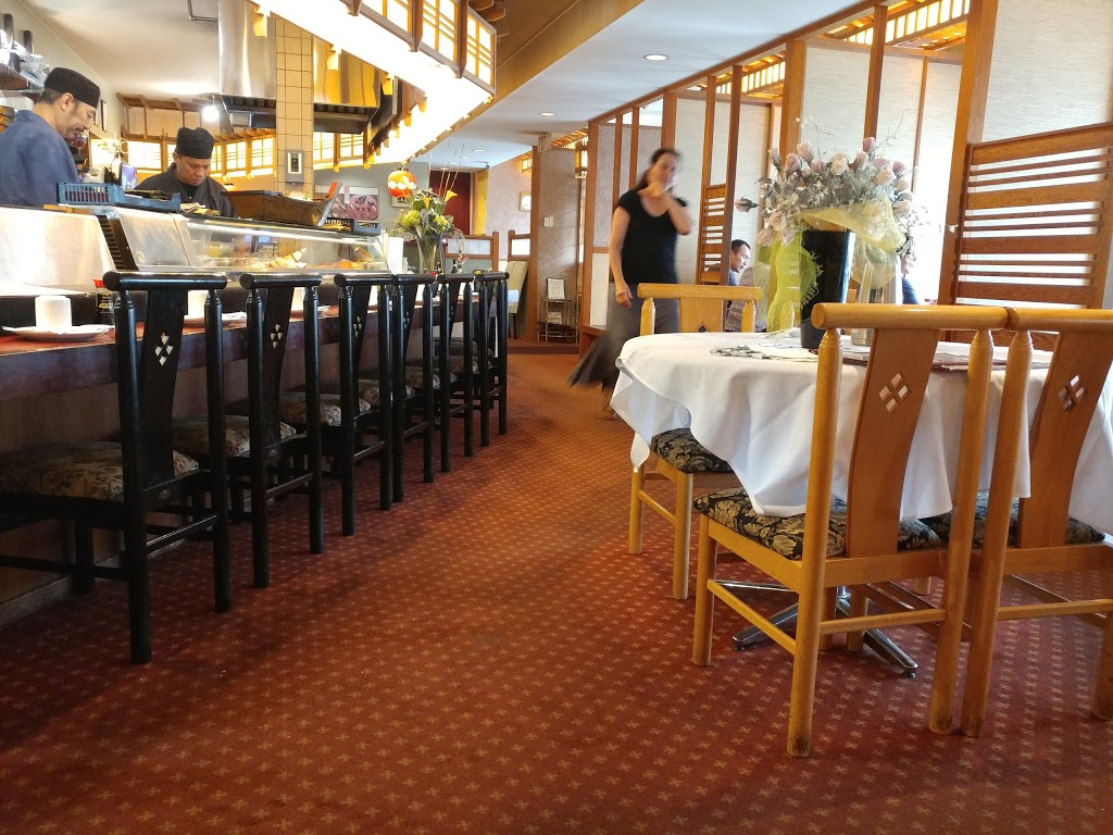 Yoshi Sushi | 771 Vernon Ave, Victoria, BC V8X 5A7, Canada | Phone: (250) 475-3900
