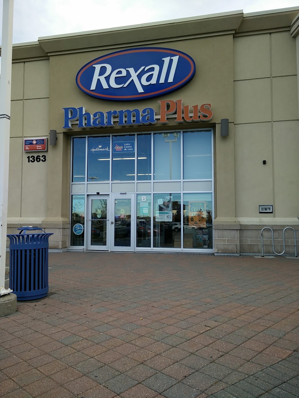Rexall Drugstore | 1363B Woodroffe Ave, Nepean, ON K2G 1V7, Canada | Phone: (613) 224-1538