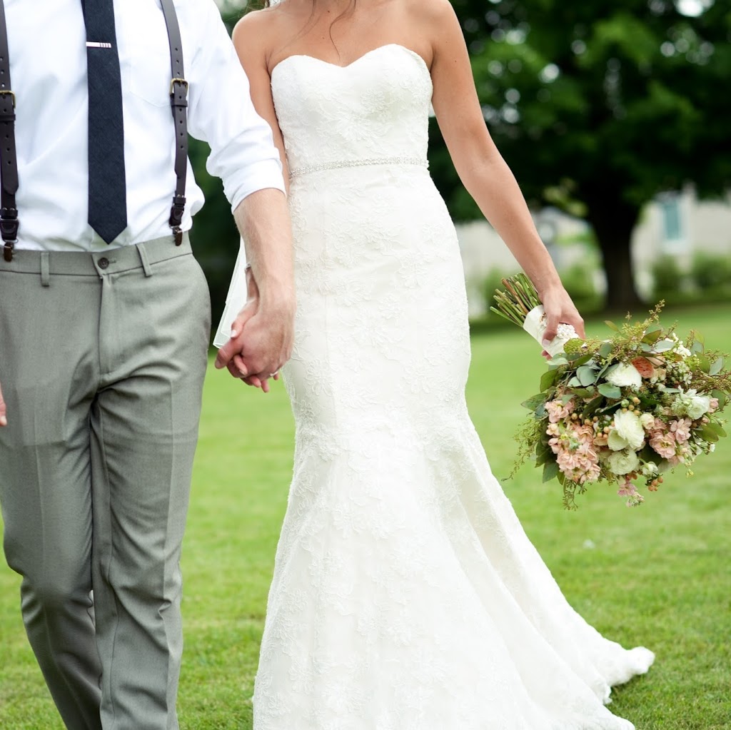 a petal or two | 423 Auden Rd, Guelph, ON N1E 6V7, Canada | Phone: (416) 799-4304