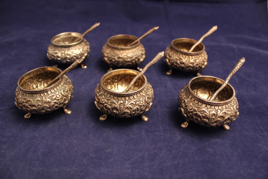 Antiquites Cacharel | 67 A Westminster North, Montréal-Ouest, QC H4X 1Y8, Canada | Phone: (514) 481-3607