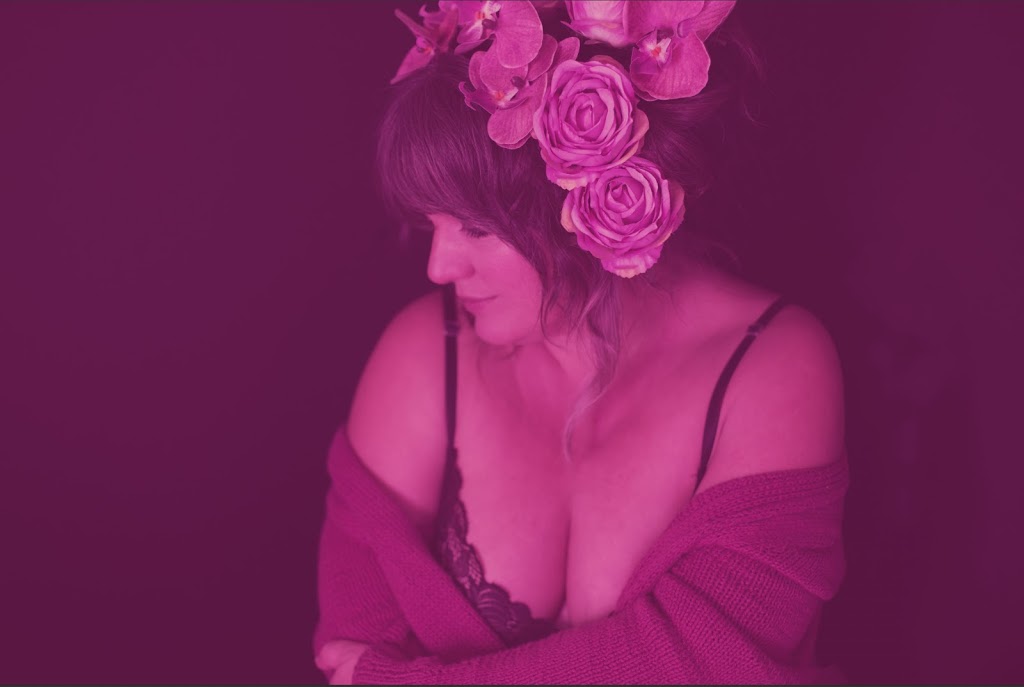 Deanna Milligan Portrait Photography | 2474 Hazel St, Victoria, BC V8S 2X5, Canada | Phone: (250) 221-0112