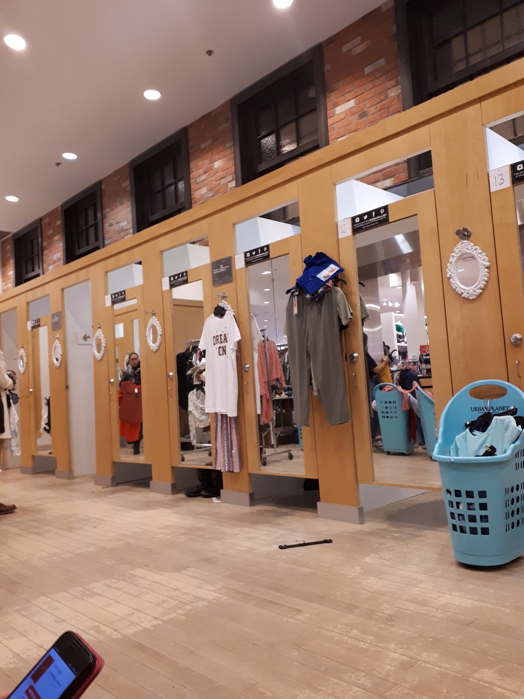 Urban Planet | 1011 Boulevard Saint-Bruno #170, Saint-Bruno-de-Montarville, QC J3V 6P4, Canada | Phone: (450) 653-5299