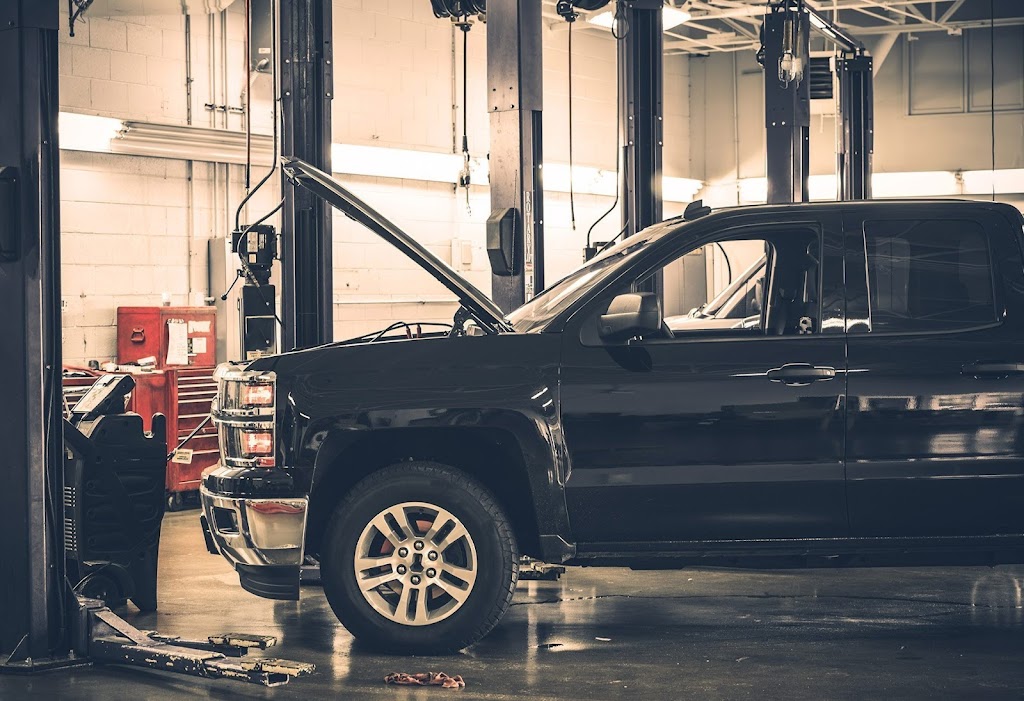 Expert Mechanic Red Deer | 52 Oak Dr A, Red Deer, AB T4P 0B8, Canada | Phone: (587) 803-1979