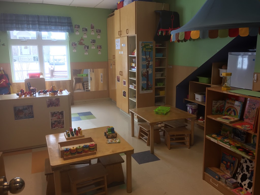 Centre De La Petite Enfance | 1459 Rue Bernier, Saint-Jean-sur-Richelieu, QC J2W 1G1, Canada | Phone: (450) 348-1031