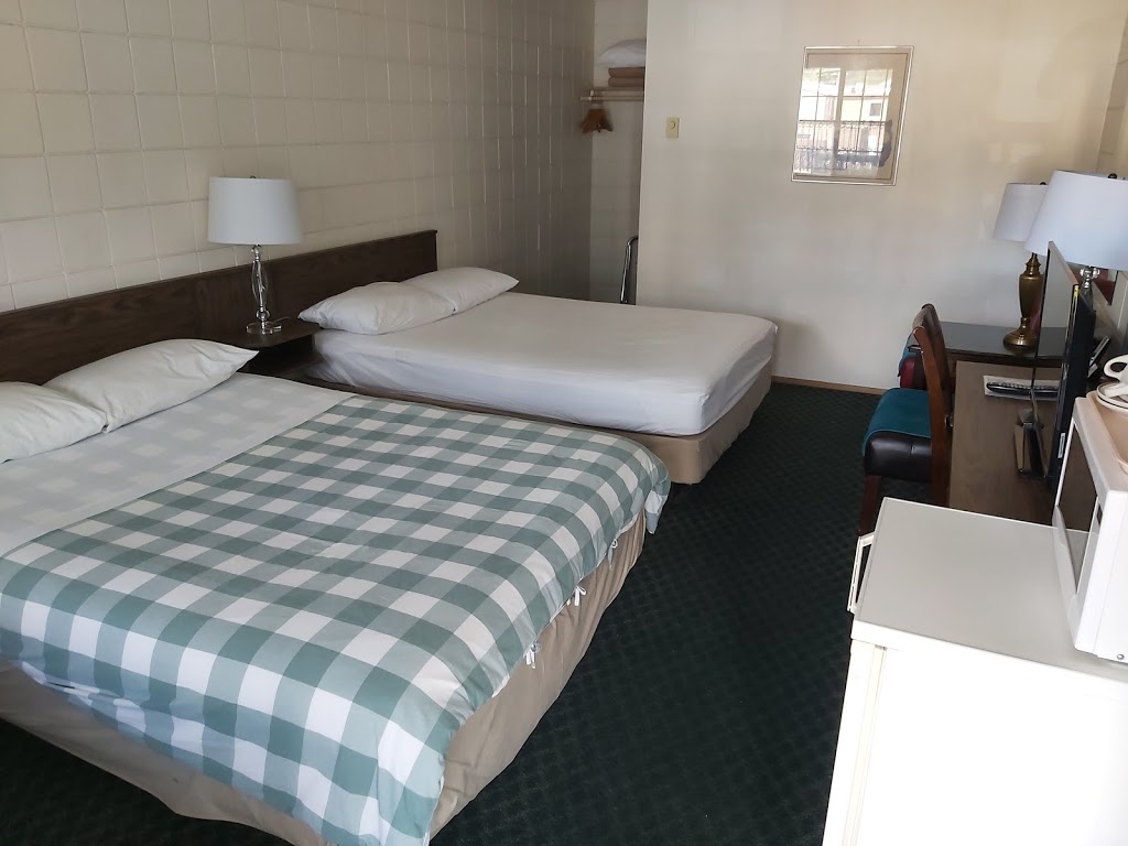 Best Continental Motel | 860 Fraser Ave, Hope, BC V0X 1L0, Canada | Phone: (604) 869-9726