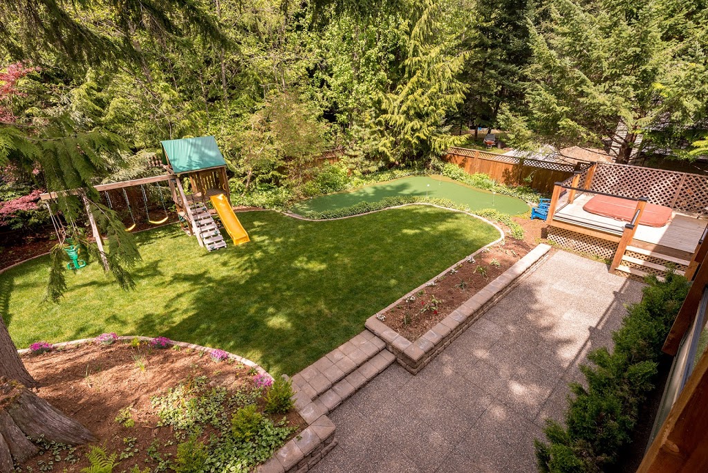 Brio House Whistler Blackcomb | 3005 Brio Entrance, Whistler, BC V0N 1B3, Canada | Phone: (778) 879-3619