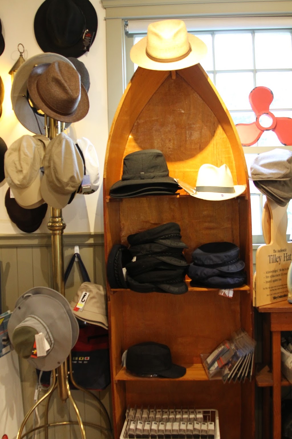 Dans Nautical Shop | 12237 Riverside Dr E, Windsor, ON N8N 1A1, Canada | Phone: (519) 735-2628