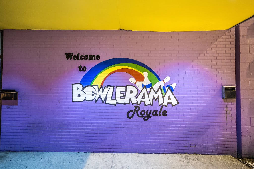Bowlerama Royale - London, Ontario | bowling alley | 2086 Dundas St, London, ON N5V 1R2, Canada | 5194520052 OR +1 519-452-0052