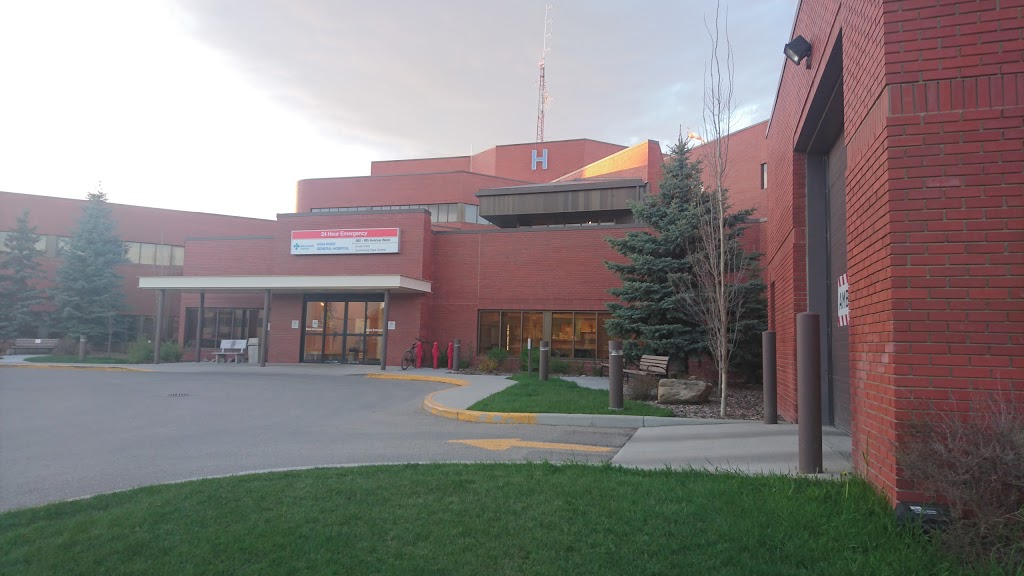High River General Hospital | 560 9 Ave SW, High River, AB T1V 1B3, Canada | Phone: (403) 652-2200