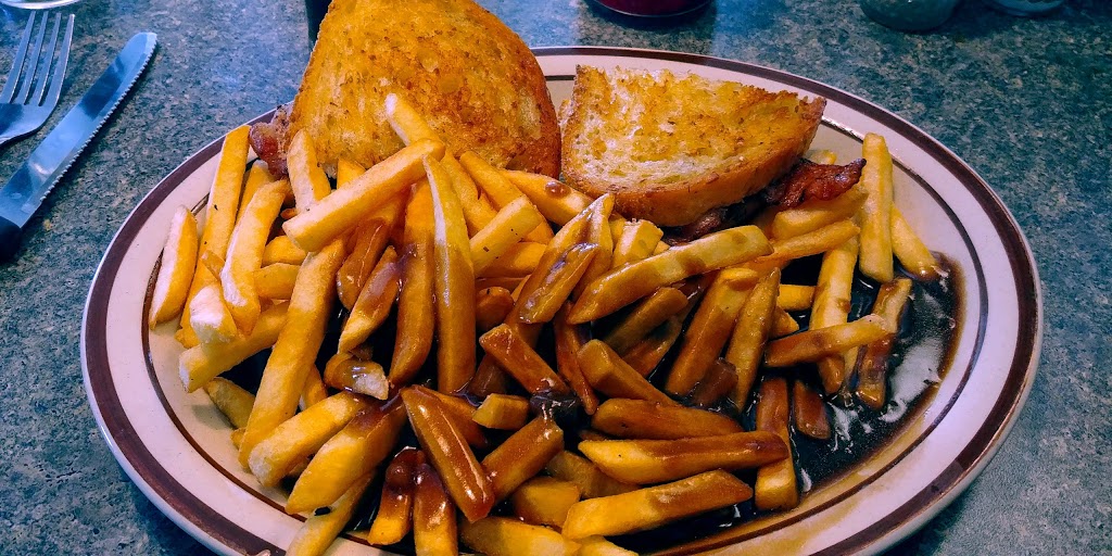Garwood Grill | 435 Pembina Hwy, Winnipeg, MB R3M 2K9, Canada | Phone: (204) 453-3012