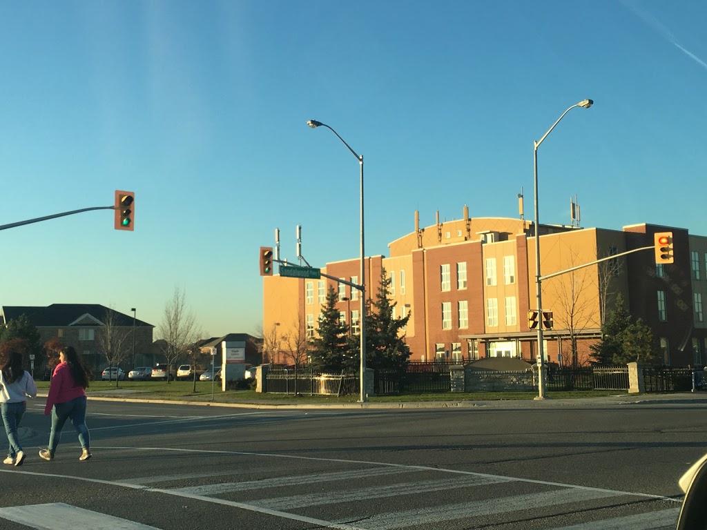 Maple Grove Care Community | 215 Sunny Meadow Blvd, Brampton, ON L6R 3B5, Canada | Phone: (905) 458-7604